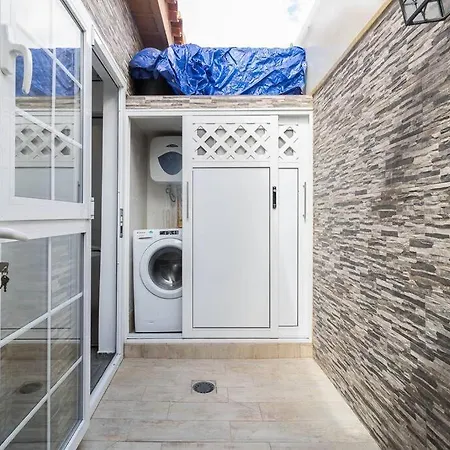 Burrasbeach Bungalow *